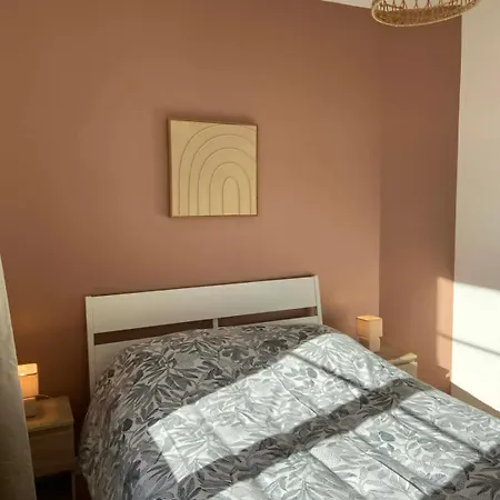 Christiane, Sunset Suites, Vue Et Balcon 아파트 *