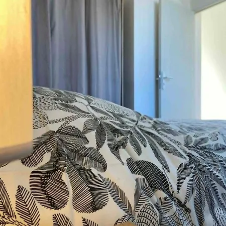 Christiane, Sunset Suites, Vue Et Balcon * 케앙플라주